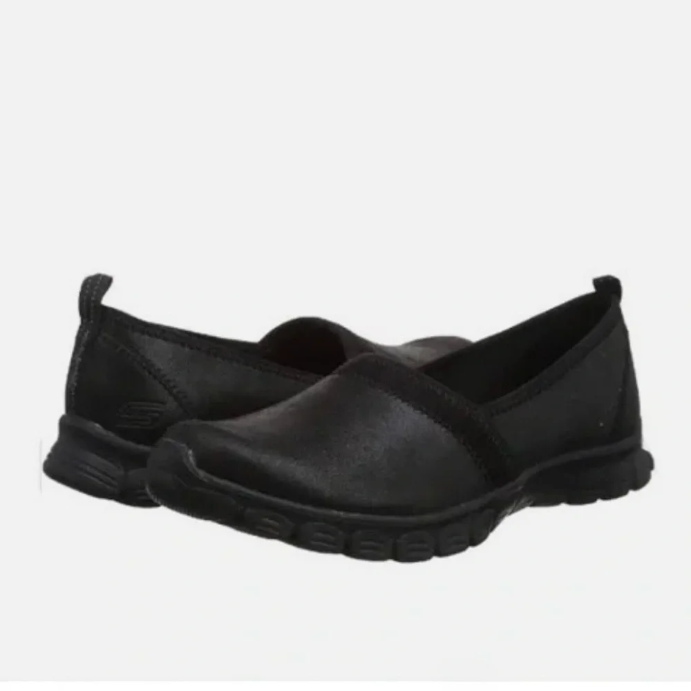 SKECHERS BLACK CASUAL WALKING SNEAKER
